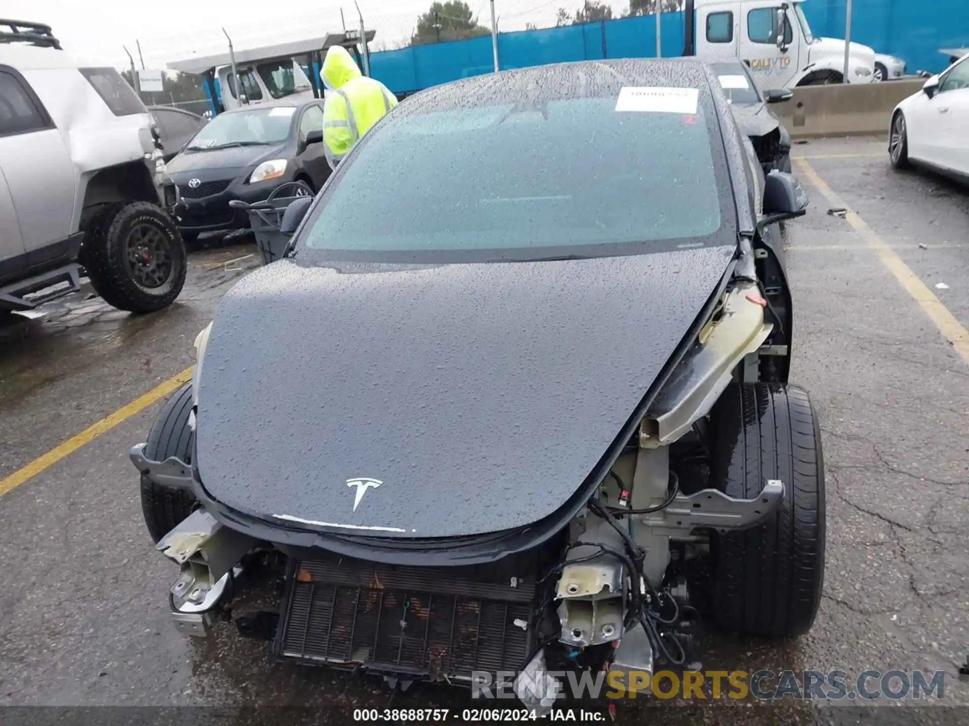 13 Photograph of a damaged car 5YJ3E1EB5NF221990 TESLA MODEL 3 2022