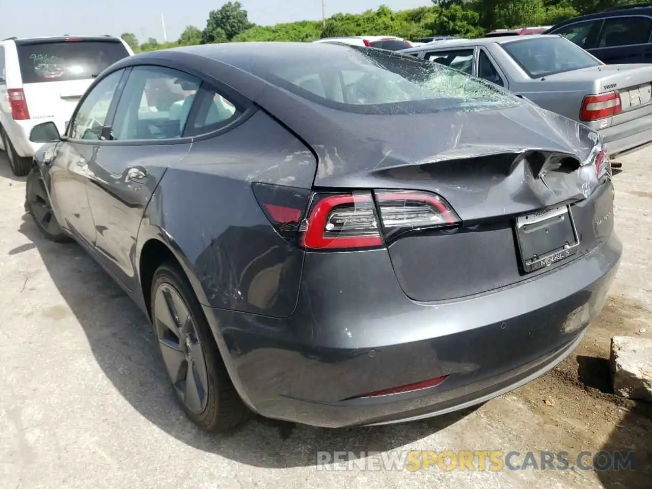 3 Photograph of a damaged car 5YJ3E1EB5NF242886 TESLA MODEL 3 2022