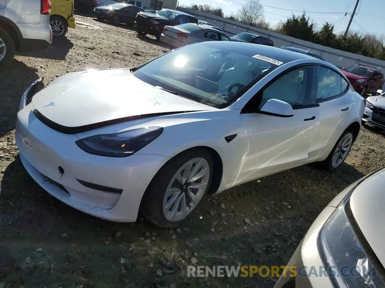 1 Photograph of a damaged car 5YJ3E1EB5NF253340 TESLA MODEL 3 2022