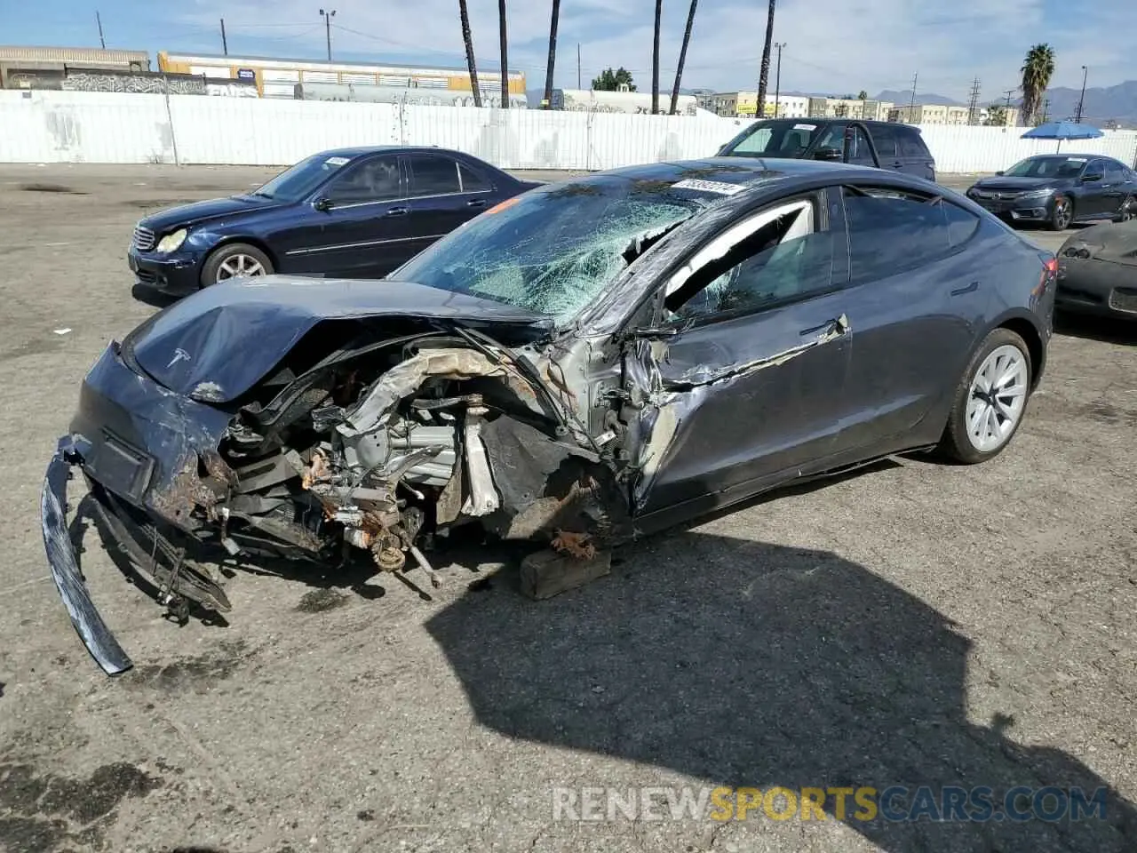 1 Photograph of a damaged car 5YJ3E1EB5NF253600 TESLA MODEL 3 2022