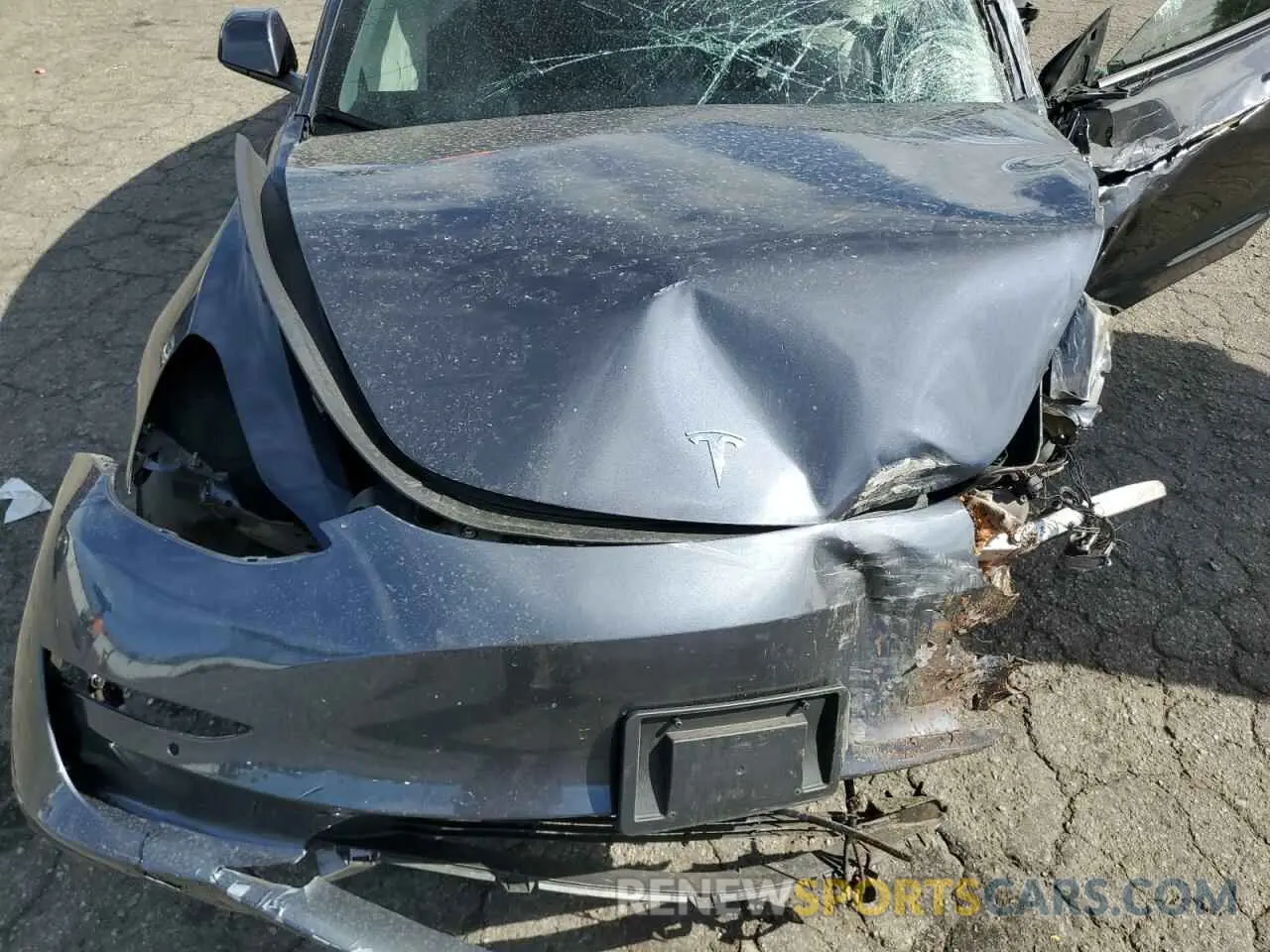 11 Photograph of a damaged car 5YJ3E1EB5NF253600 TESLA MODEL 3 2022