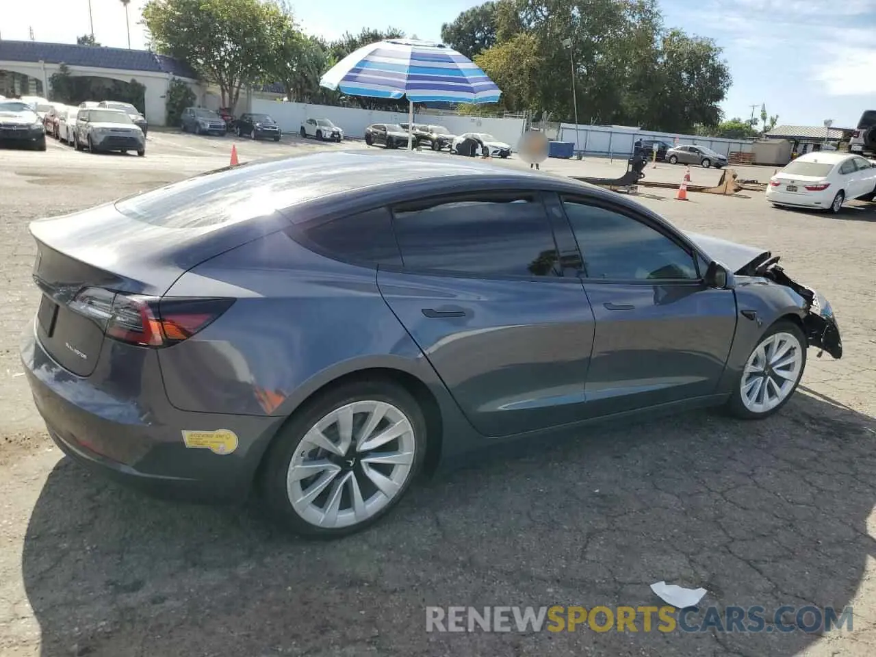 3 Photograph of a damaged car 5YJ3E1EB5NF253600 TESLA MODEL 3 2022