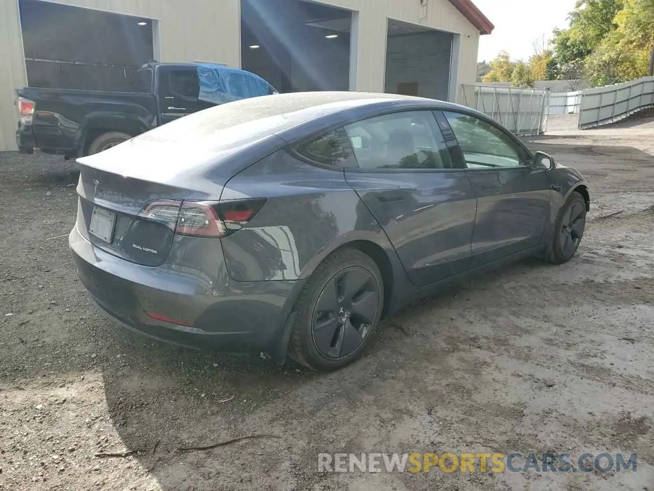 3 Photograph of a damaged car 5YJ3E1EB5NF266606 TESLA MODEL 3 2022