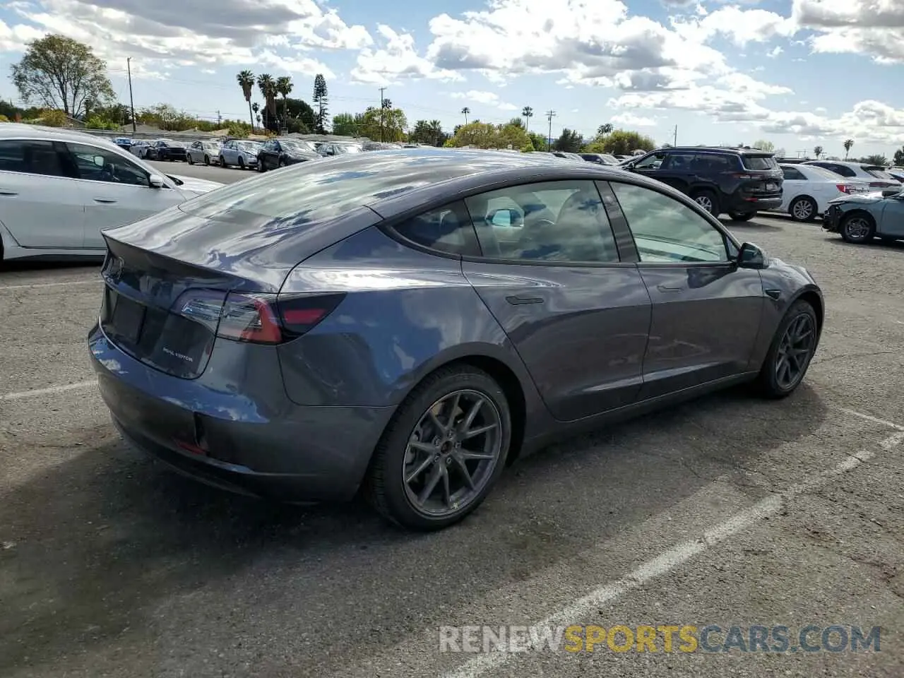 3 Photograph of a damaged car 5YJ3E1EB5NF271921 TESLA MODEL 3 2022