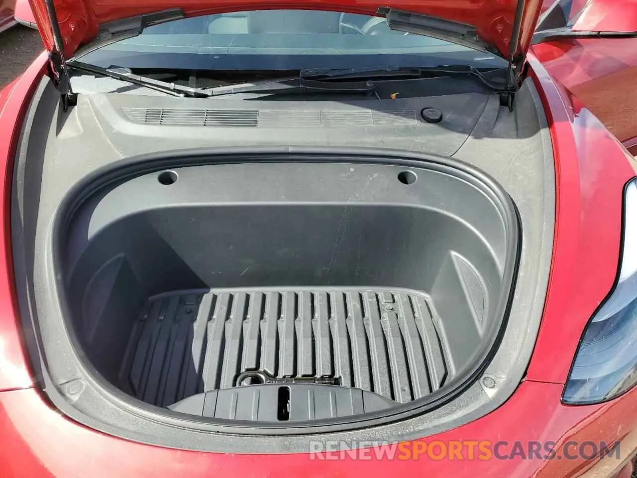 11 Photograph of a damaged car 5YJ3E1EB5NF273586 TESLA MODEL 3 2022