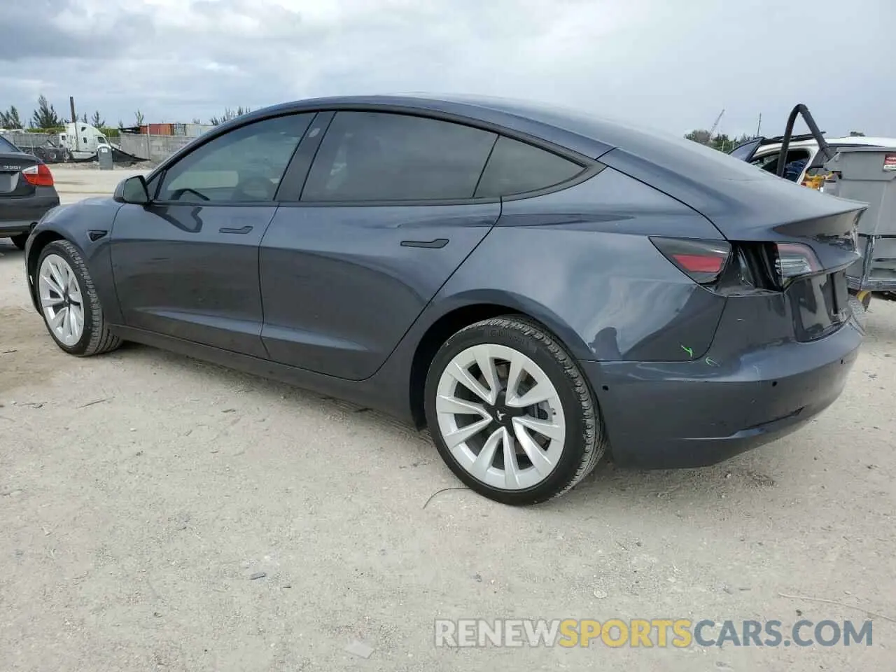 2 Photograph of a damaged car 5YJ3E1EB5NF278481 TESLA MODEL 3 2022