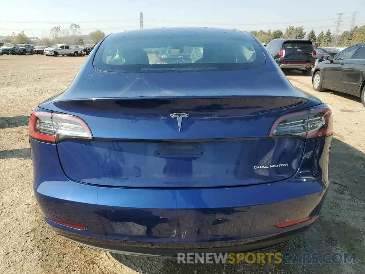 6 Photograph of a damaged car 5YJ3E1EB5NF288976 TESLA MODEL 3 2022