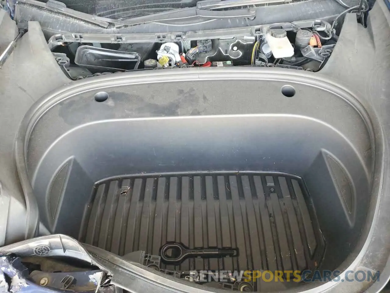 11 Photograph of a damaged car 5YJ3E1EB5NF314721 TESLA MODEL 3 2022