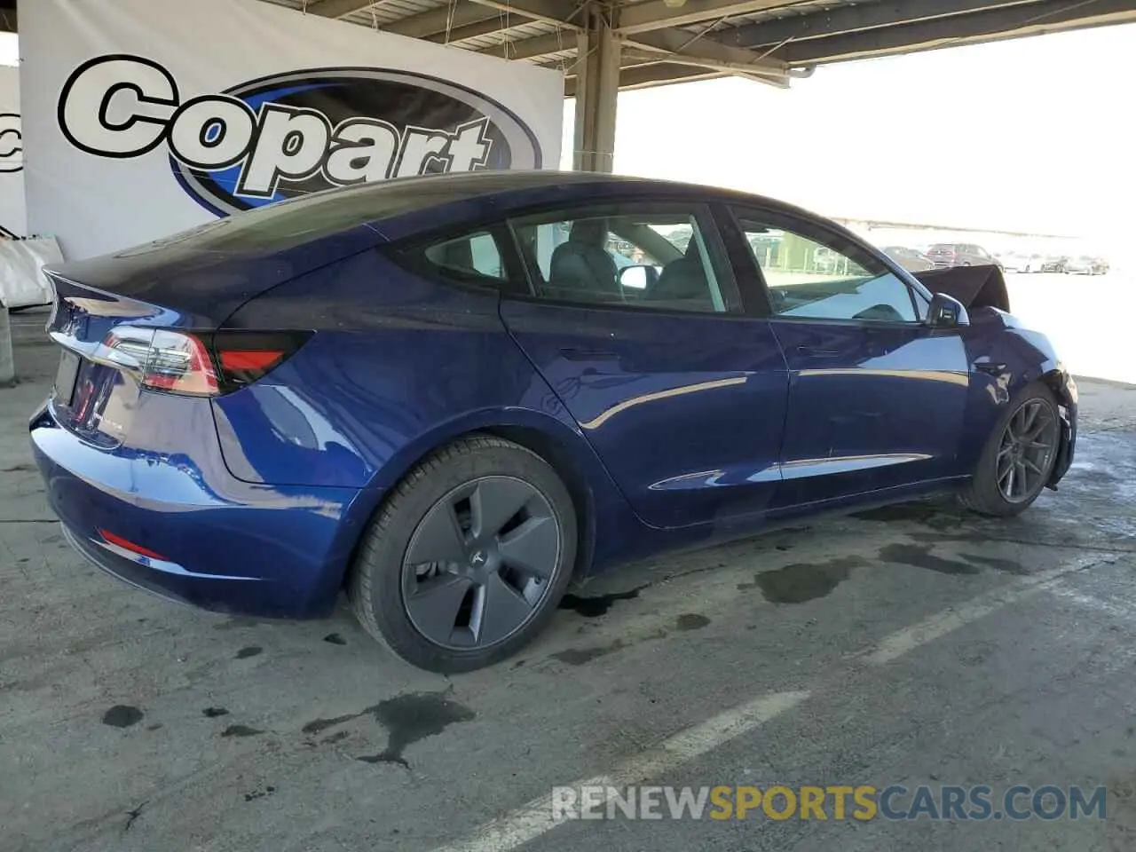 3 Photograph of a damaged car 5YJ3E1EB5NF314721 TESLA MODEL 3 2022