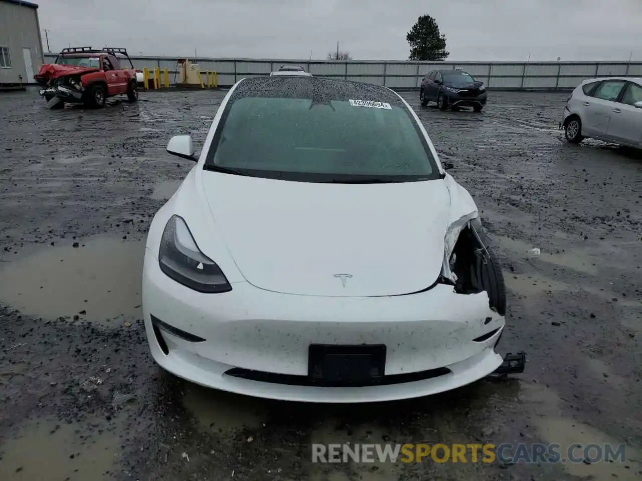 5 Photograph of a damaged car 5YJ3E1EB5NF316419 TESLA MODEL 3 2022