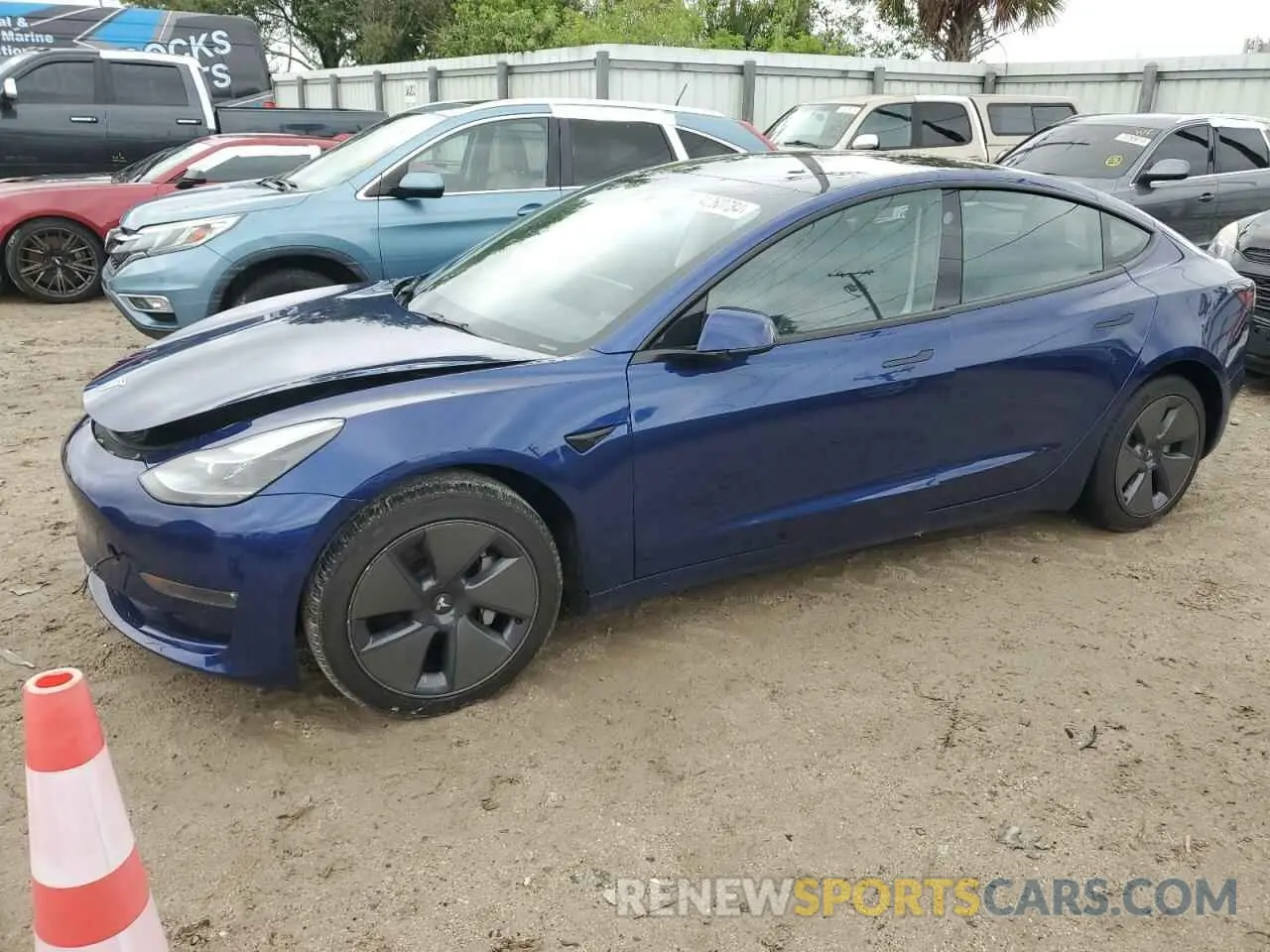 1 Photograph of a damaged car 5YJ3E1EB5NF334399 TESLA MODEL 3 2022