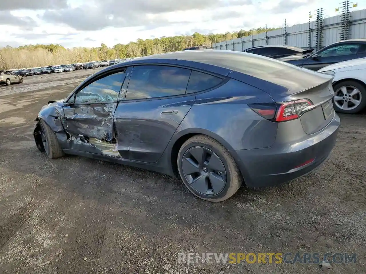 2 Photograph of a damaged car 5YJ3E1EB5NF341143 TESLA MODEL 3 2022