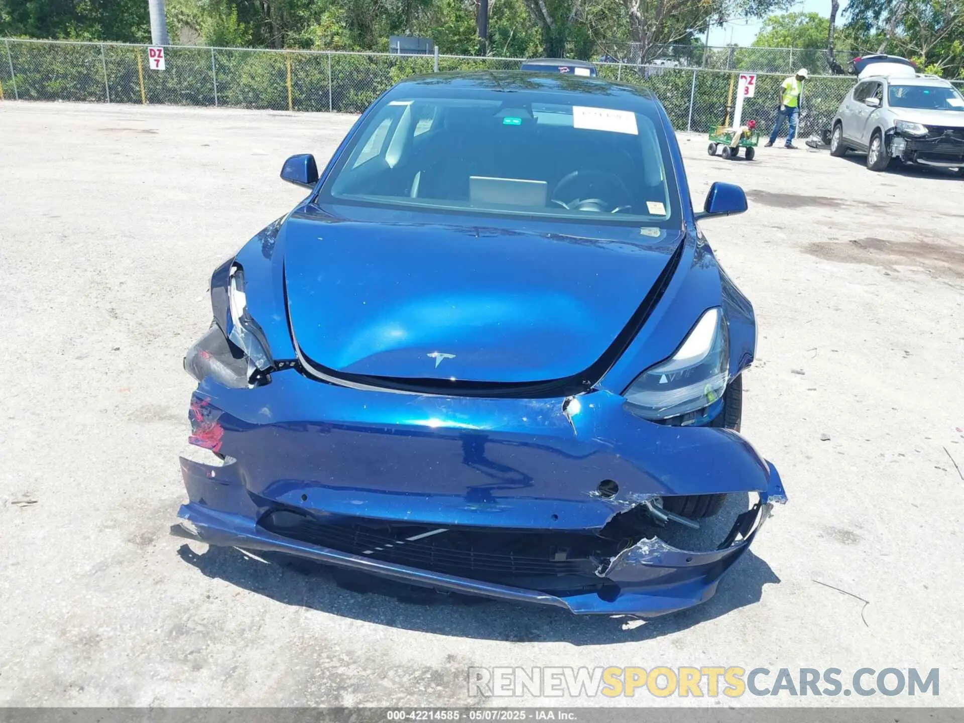 12 Photograph of a damaged car 5YJ3E1EB6NF106038 TESLA MODEL 3 2022