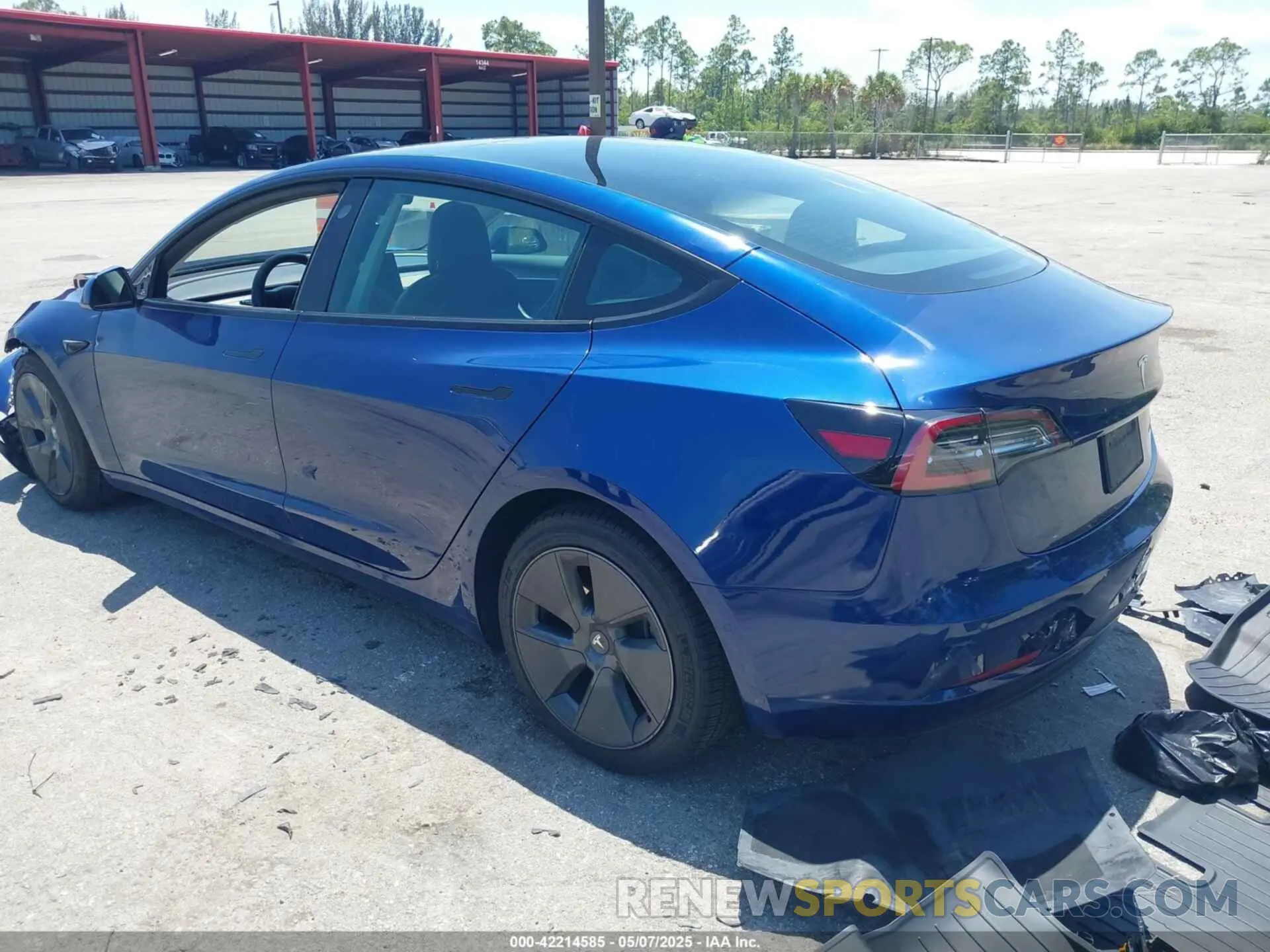 3 Photograph of a damaged car 5YJ3E1EB6NF106038 TESLA MODEL 3 2022