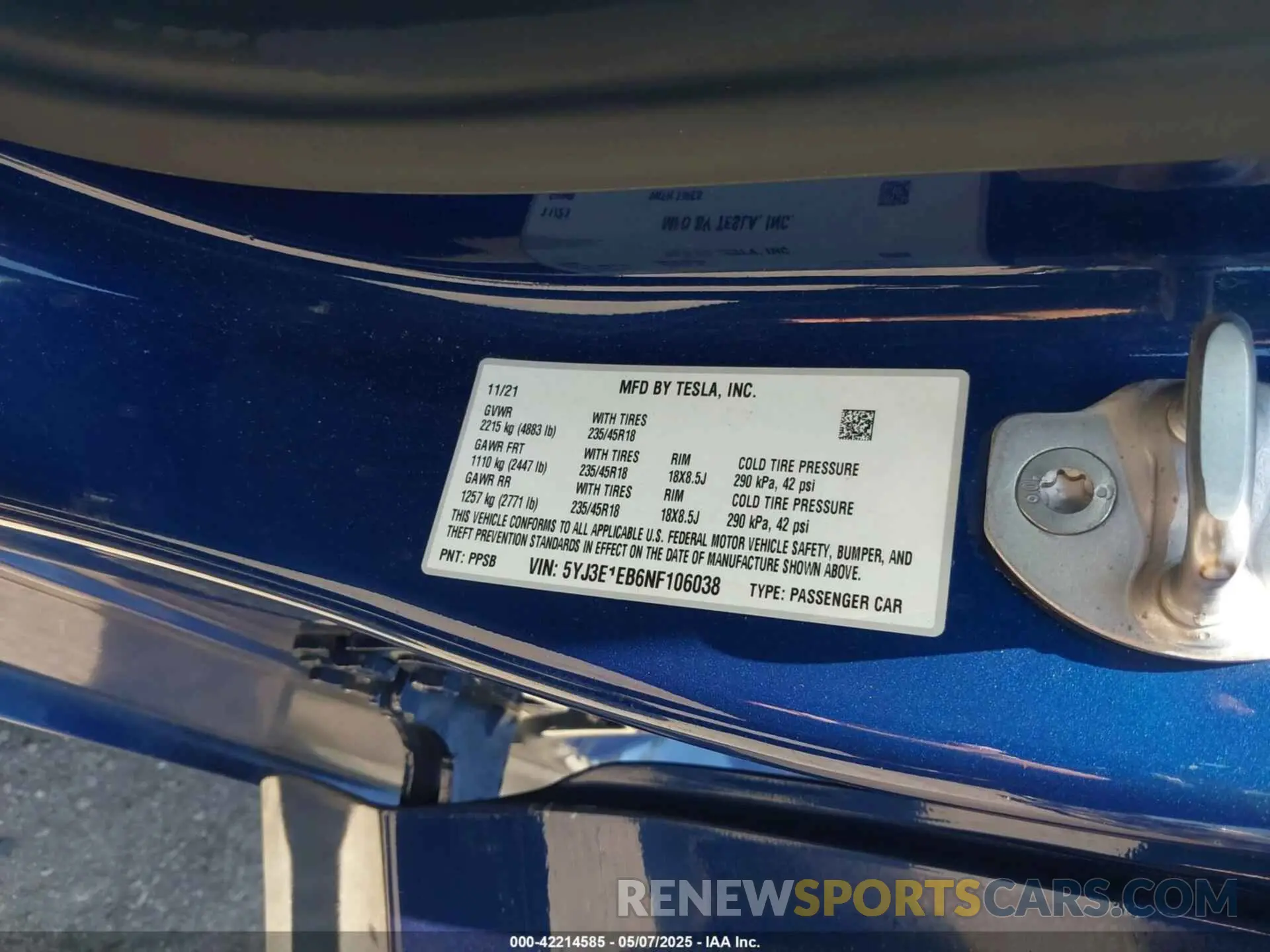 9 Photograph of a damaged car 5YJ3E1EB6NF106038 TESLA MODEL 3 2022