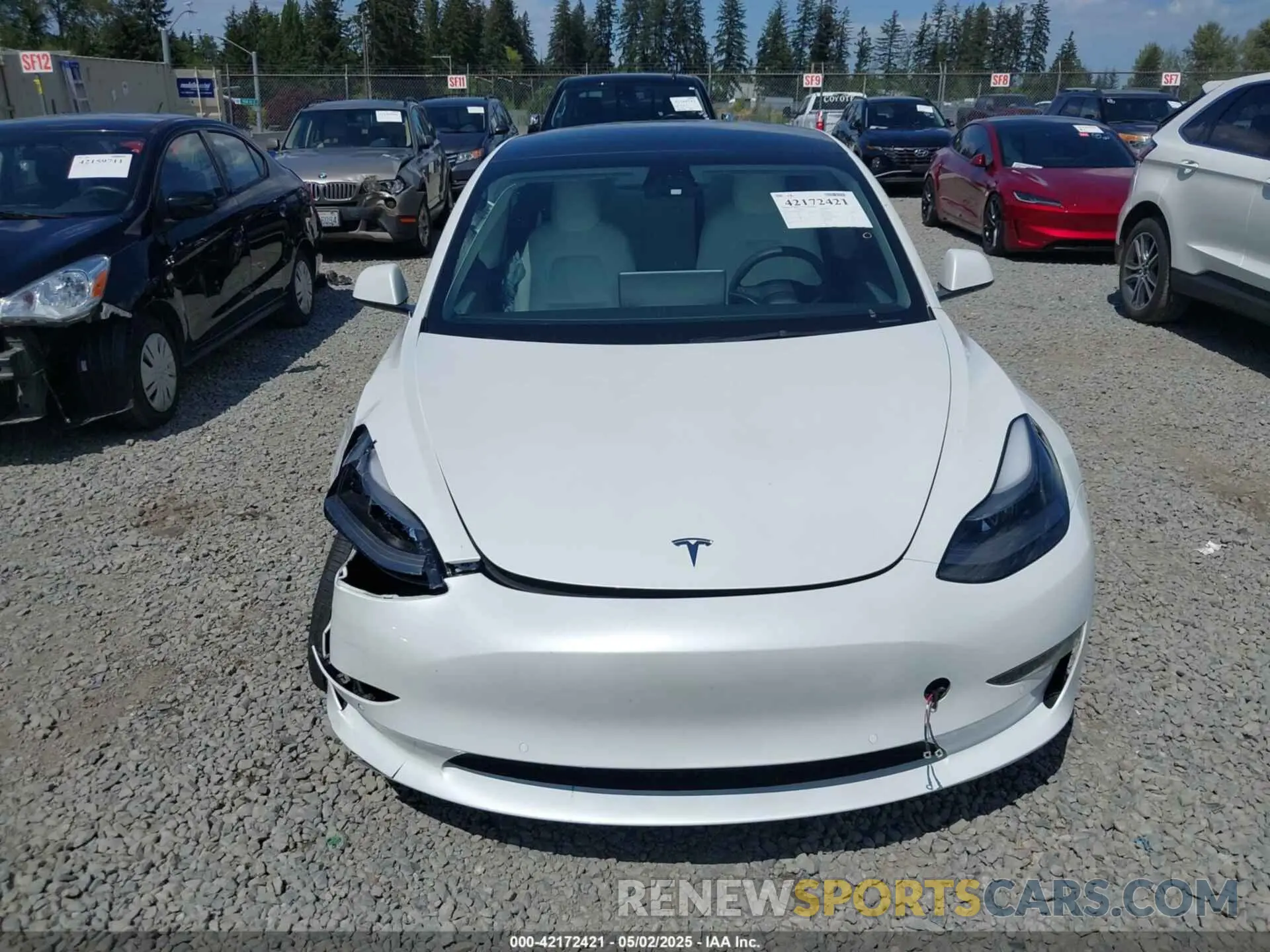 13 Photograph of a damaged car 5YJ3E1EB6NF110719 TESLA MODEL 3 2022