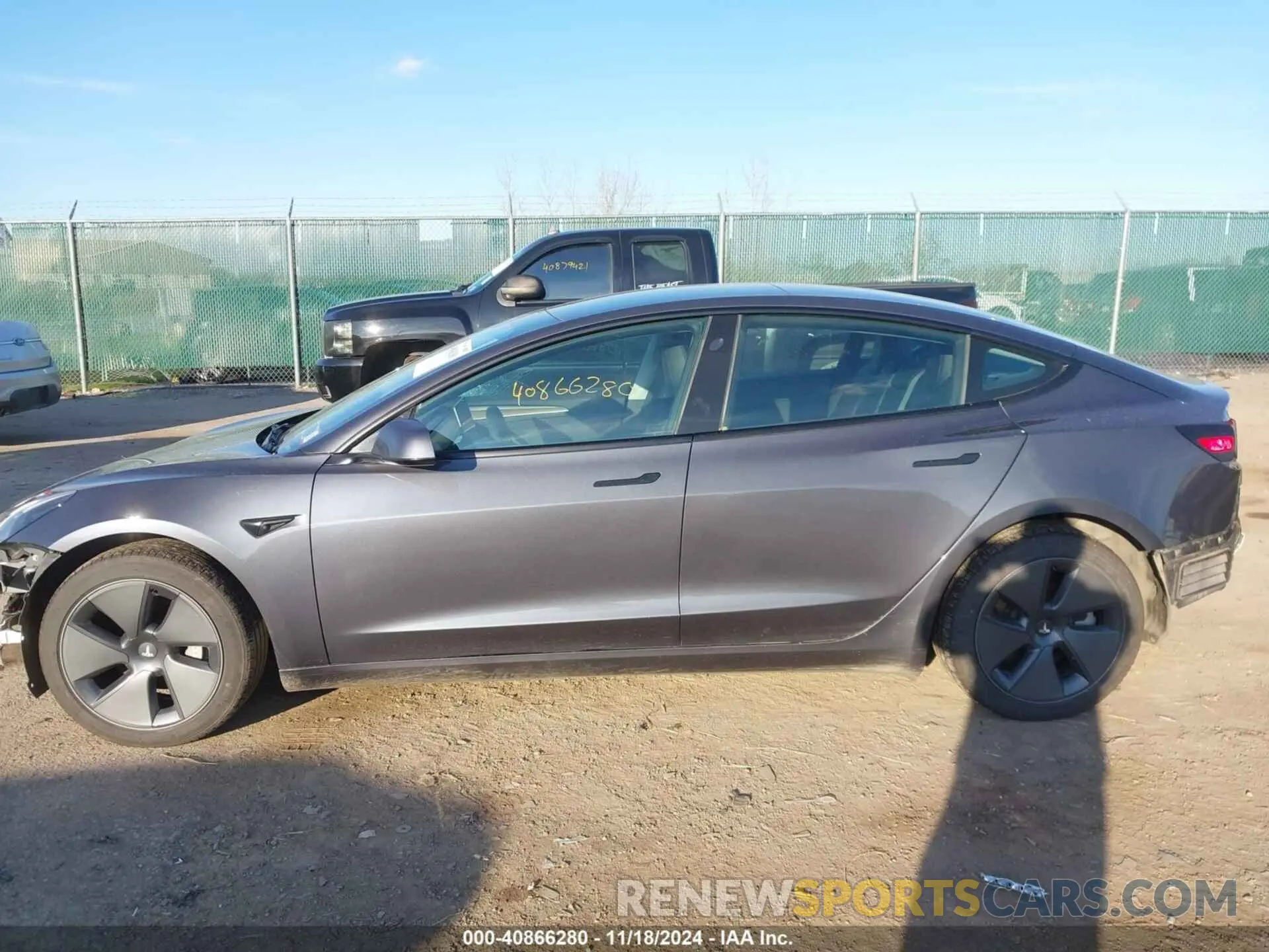 15 Photograph of a damaged car 5YJ3E1EB6NF117069 TESLA MODEL 3 2022