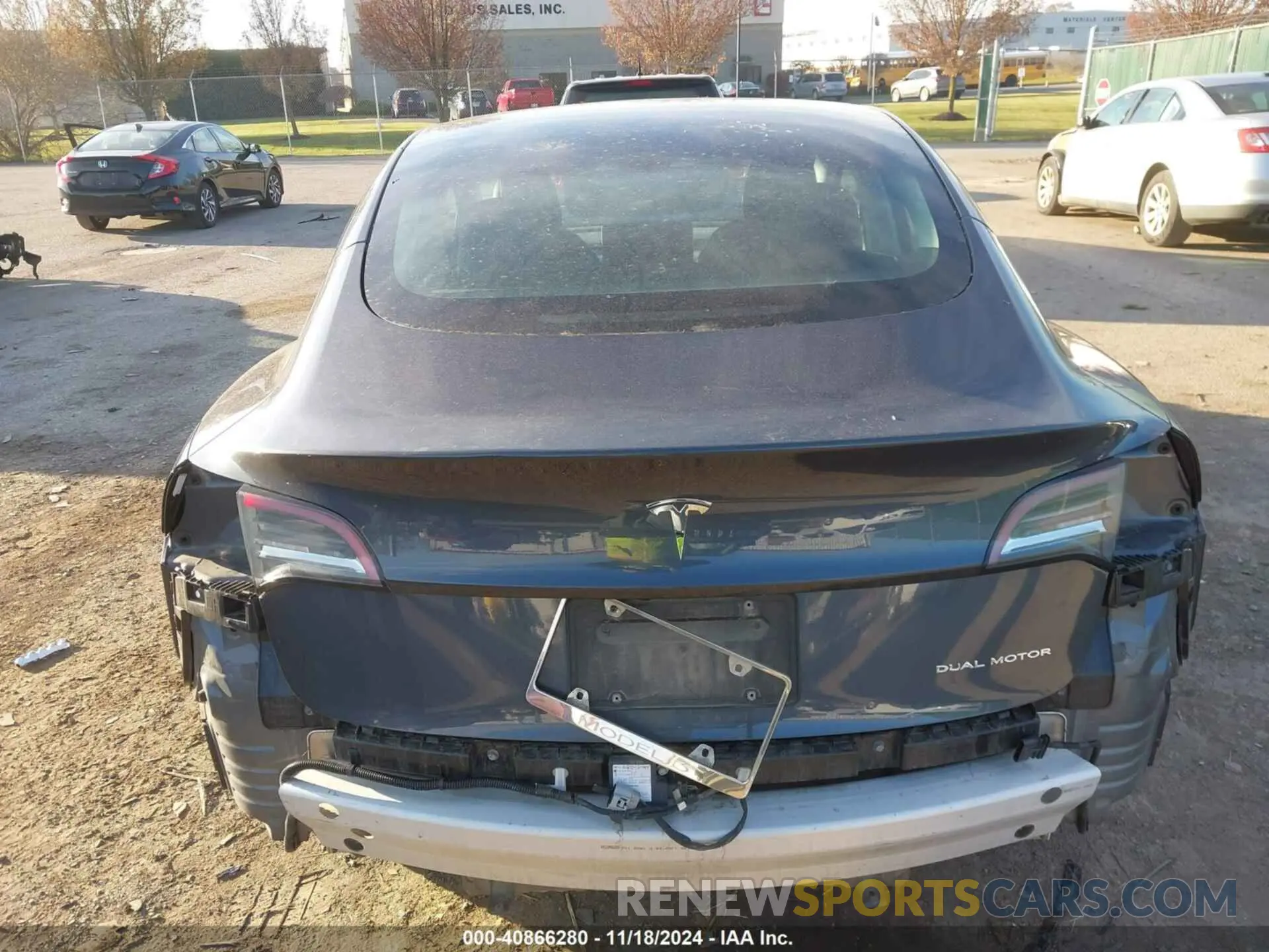 17 Photograph of a damaged car 5YJ3E1EB6NF117069 TESLA MODEL 3 2022