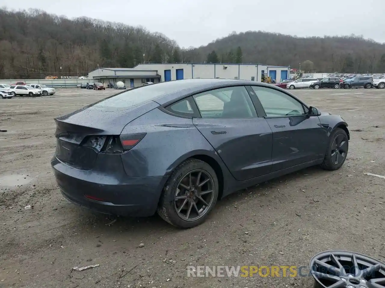 3 Photograph of a damaged car 5YJ3E1EB6NF118741 TESLA MODEL 3 2022