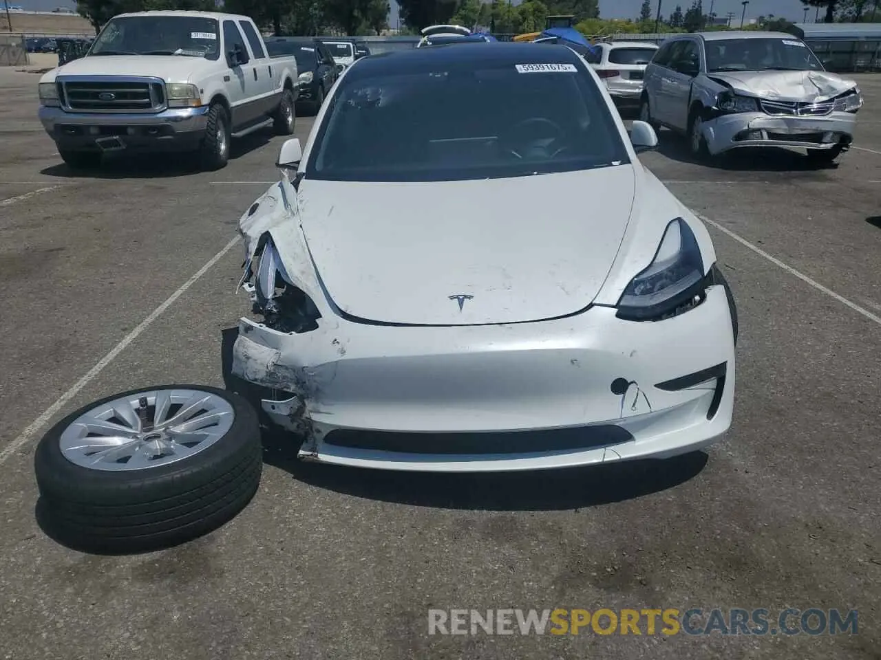 5 Photograph of a damaged car 5YJ3E1EB6NF127326 TESLA MODEL 3 2022