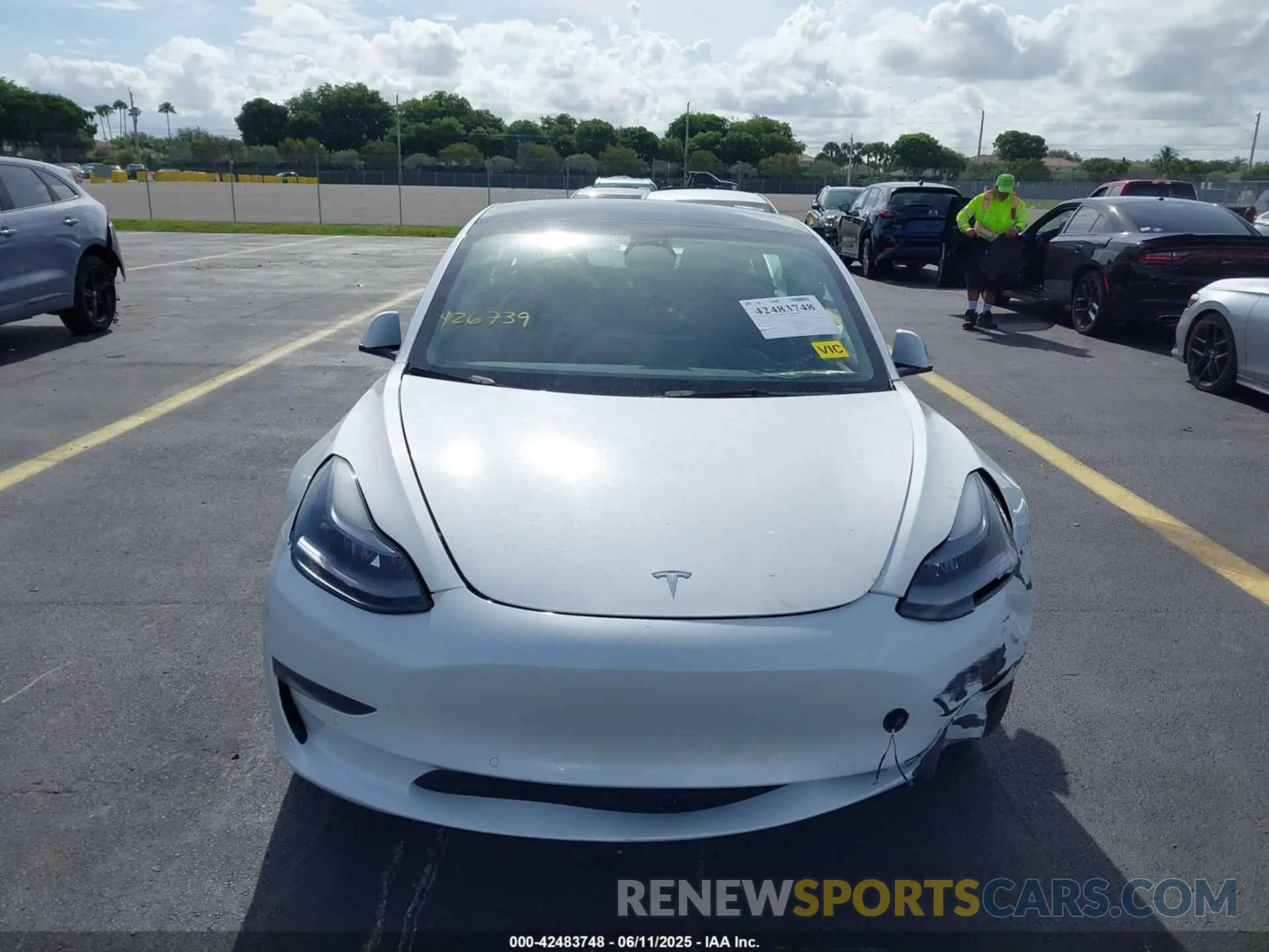 12 Photograph of a damaged car 5YJ3E1EB6NF168930 TESLA MODEL 3 2022