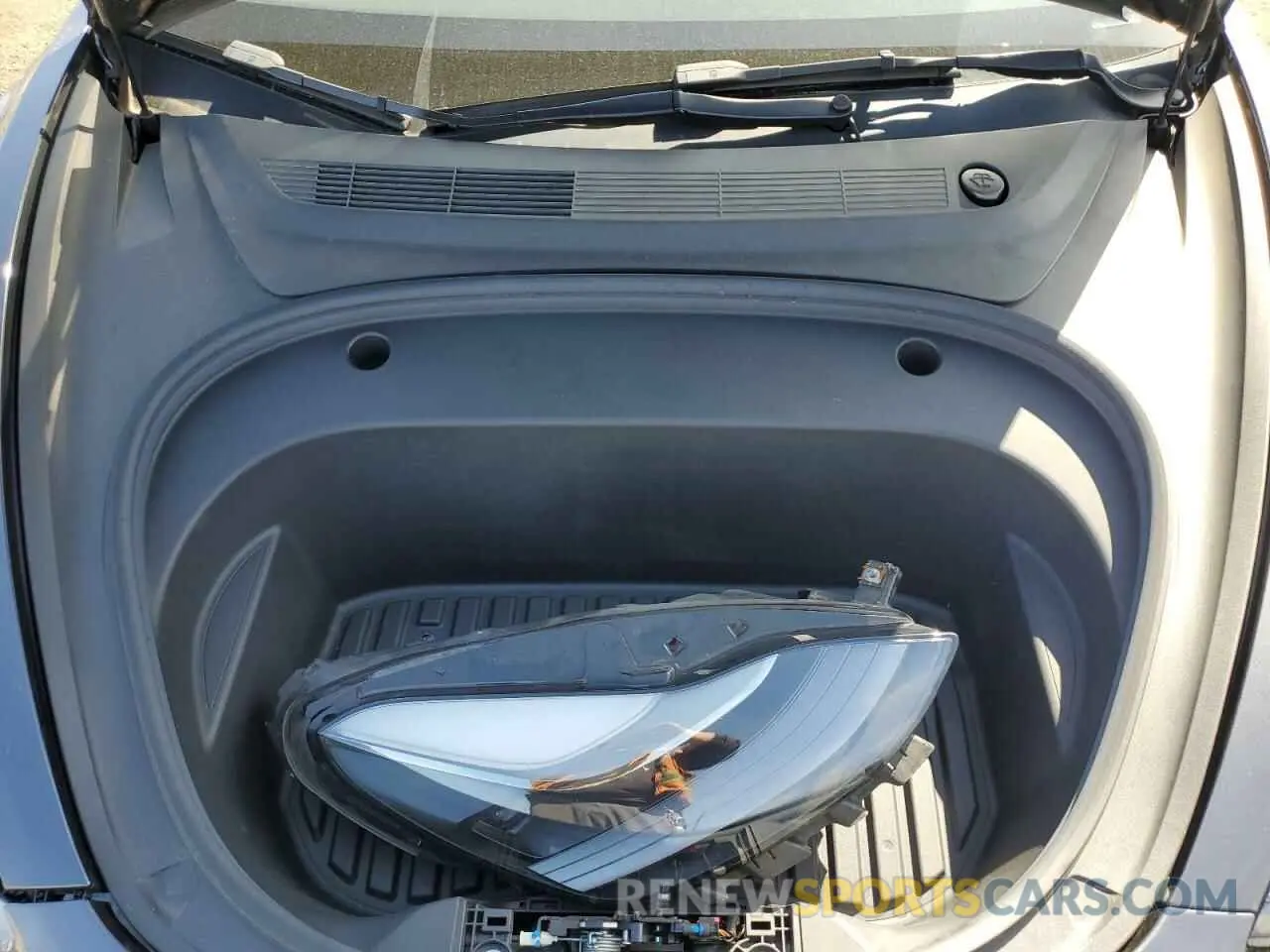 11 Photograph of a damaged car 5YJ3E1EB6NF178423 TESLA MODEL 3 2022