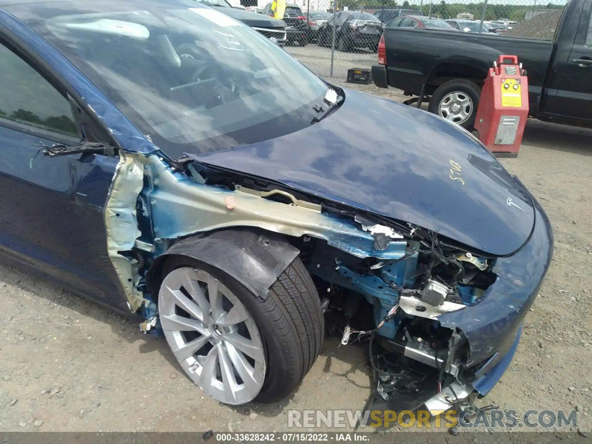 6 Photograph of a damaged car 5YJ3E1EB6NF209766 TESLA MODEL 3 2022