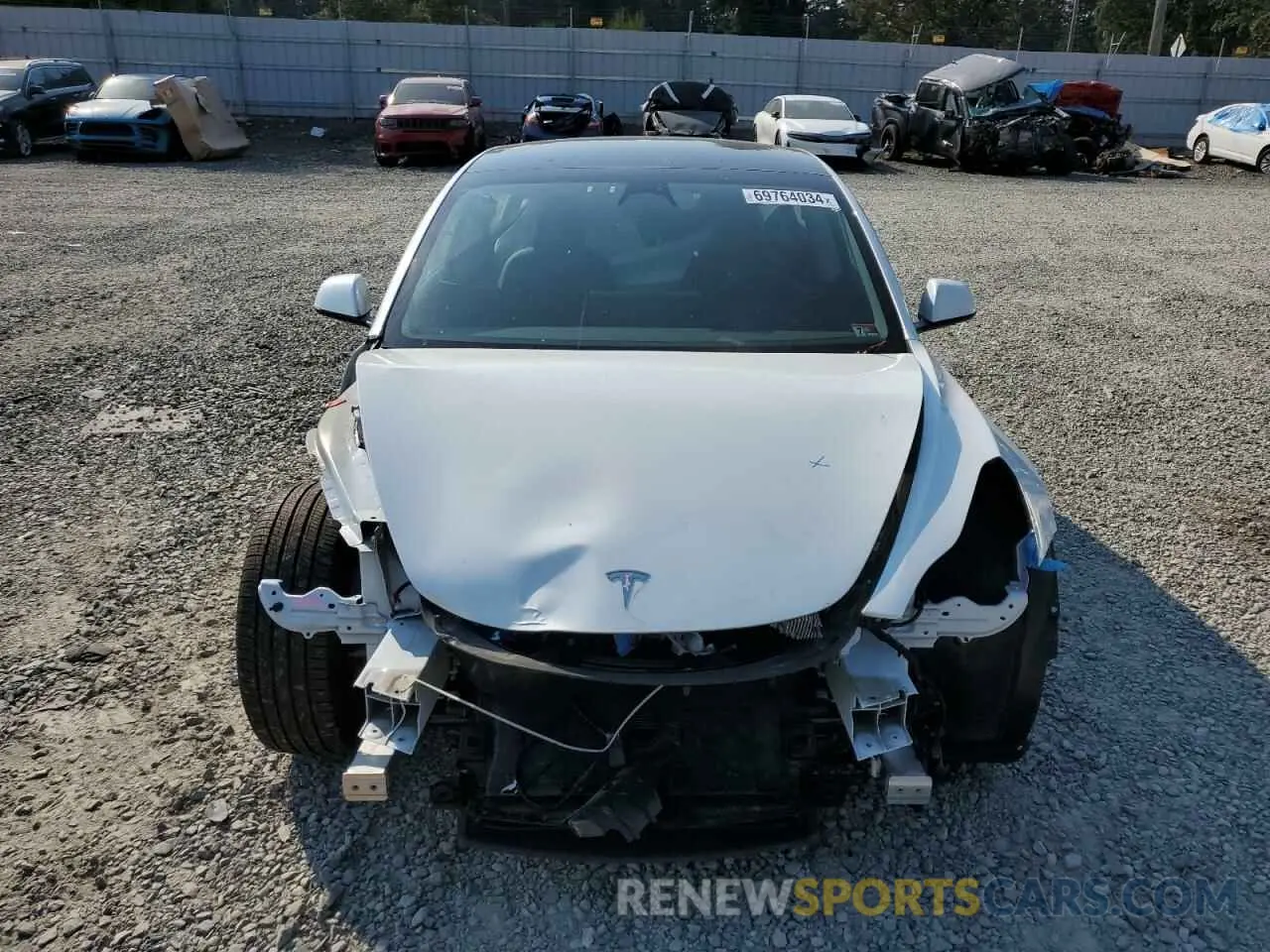 5 Photograph of a damaged car 5YJ3E1EB6NF237597 TESLA MODEL 3 2022