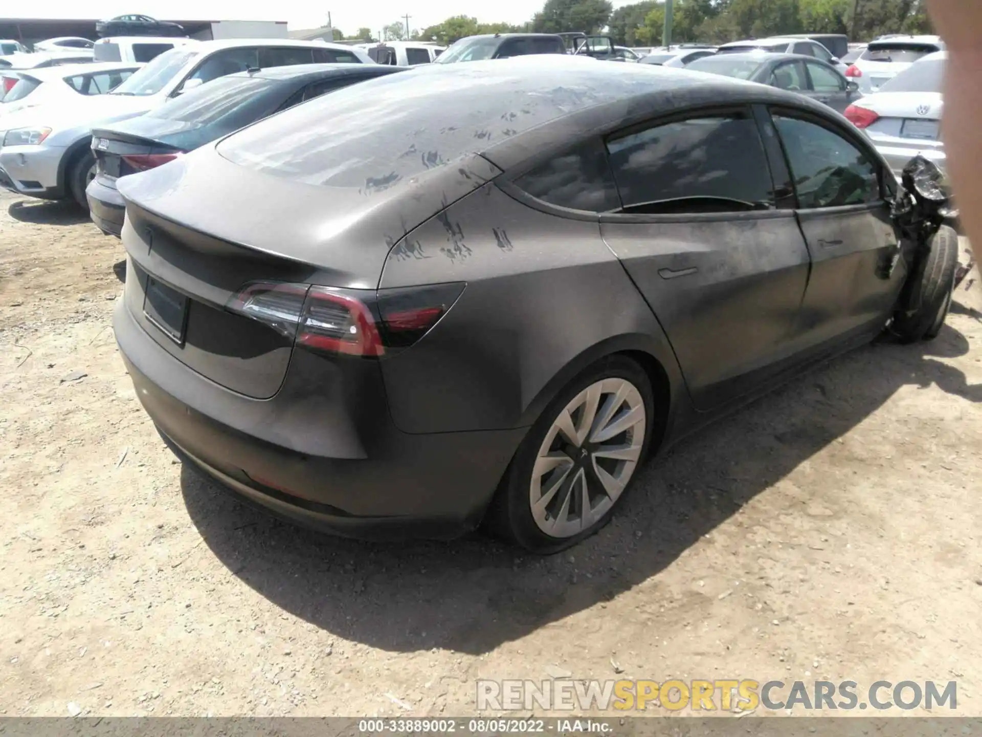 4 Photograph of a damaged car 5YJ3E1EB6NF241309 TESLA MODEL 3 2022