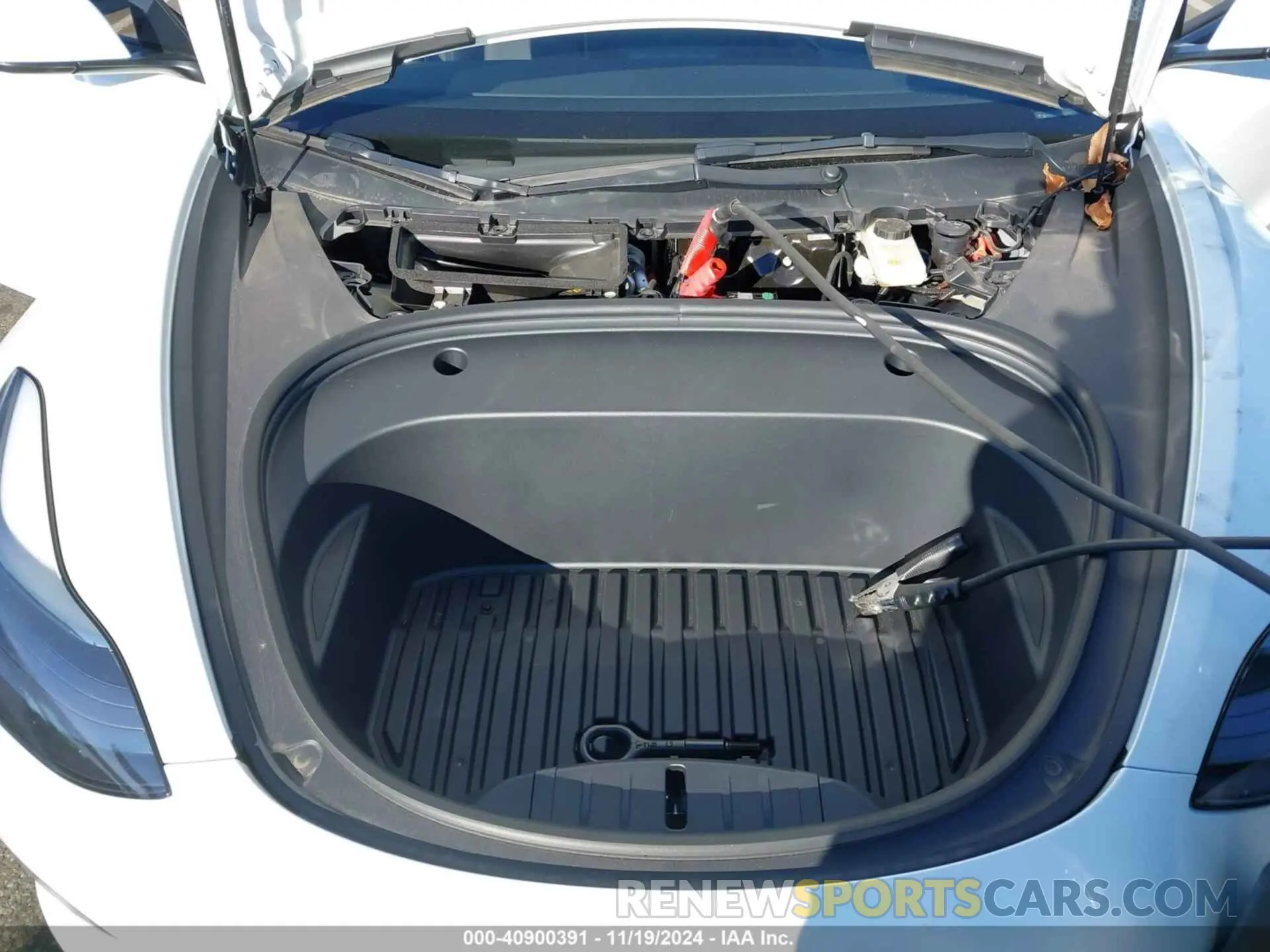 10 Photograph of a damaged car 5YJ3E1EB6NF248812 TESLA MODEL 3 2022