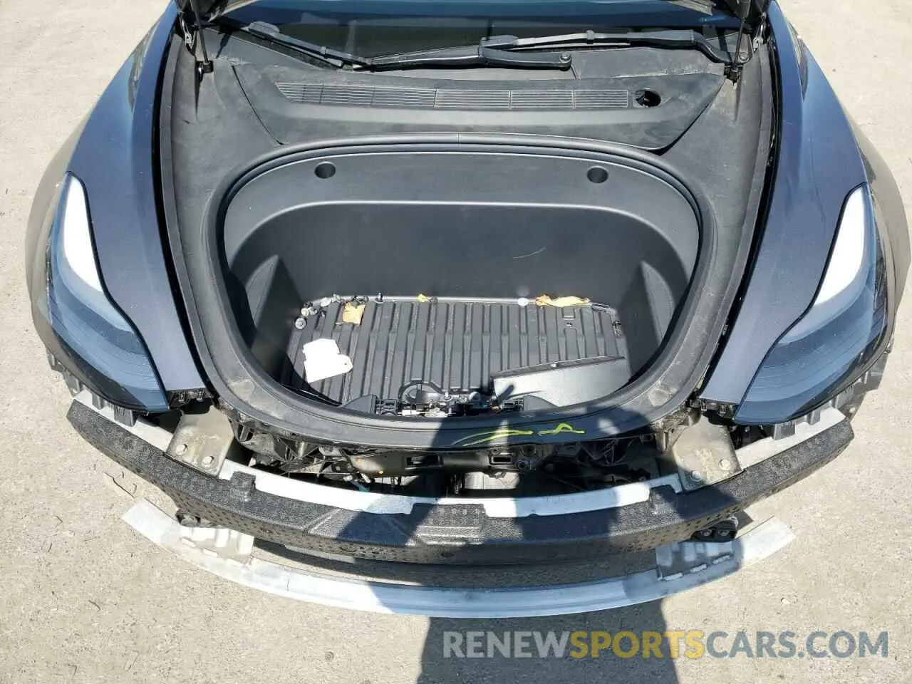 11 Photograph of a damaged car 5YJ3E1EB6NF250480 TESLA MODEL 3 2022