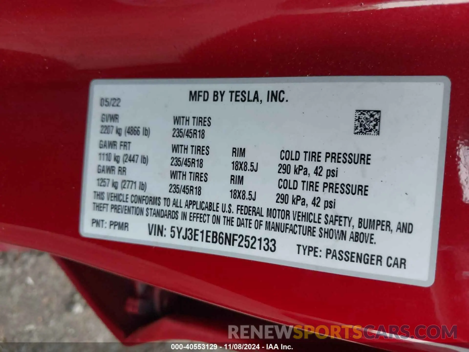 9 Photograph of a damaged car 5YJ3E1EB6NF252133 TESLA MODEL 3 2022