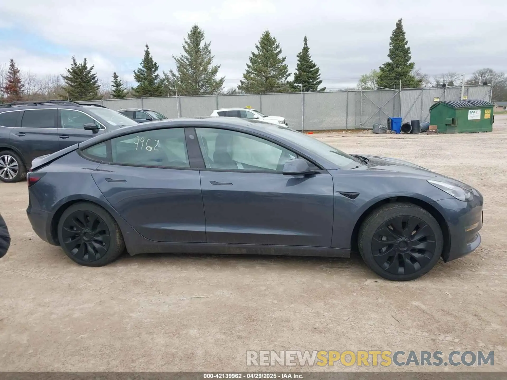 14 Photograph of a damaged car 5YJ3E1EB6NF260118 TESLA MODEL 3 2022