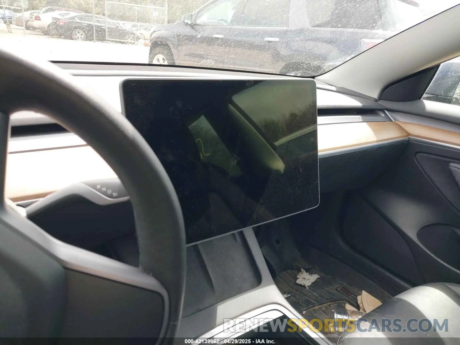 18 Photograph of a damaged car 5YJ3E1EB6NF260118 TESLA MODEL 3 2022