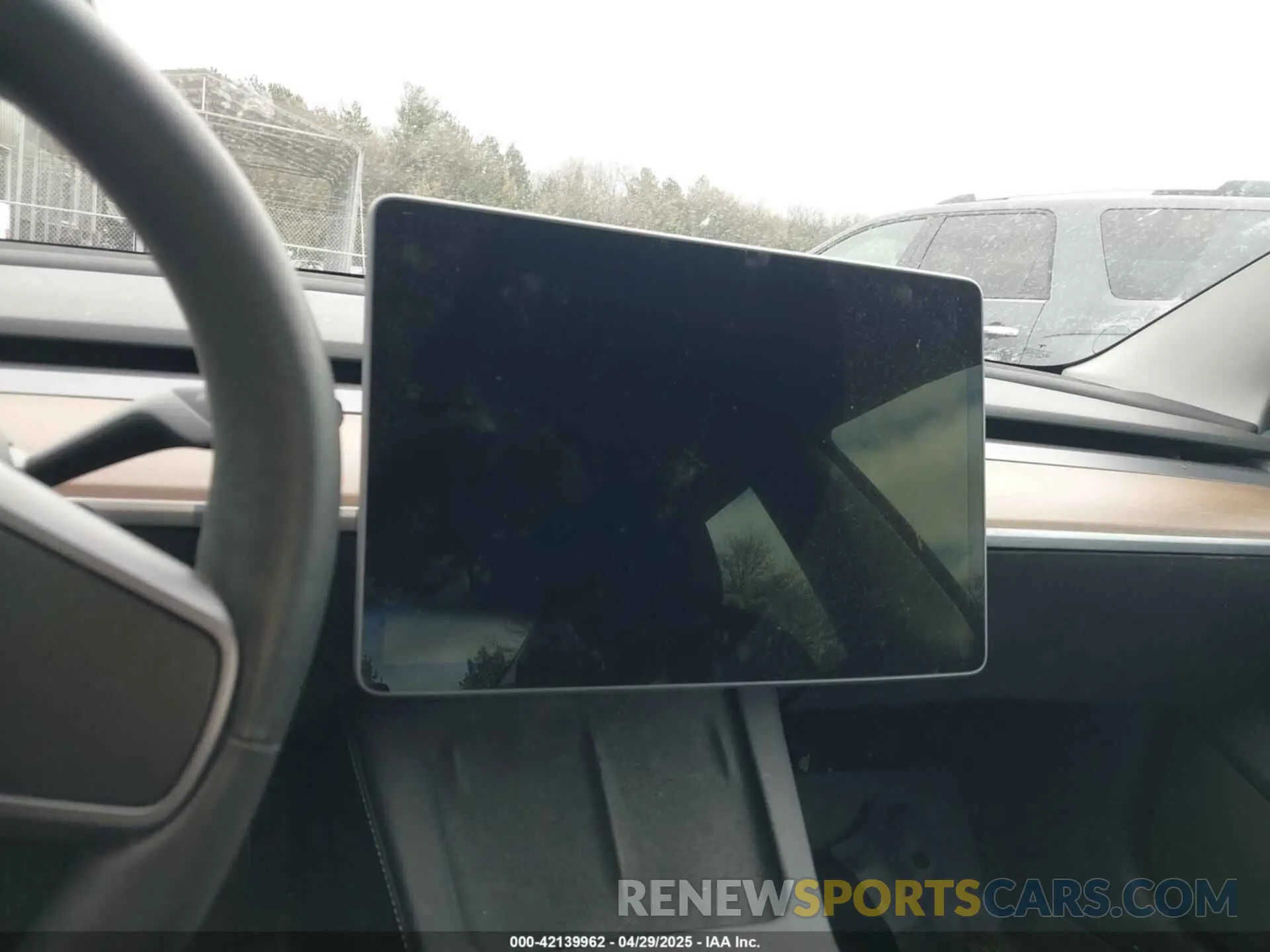 7 Photograph of a damaged car 5YJ3E1EB6NF260118 TESLA MODEL 3 2022