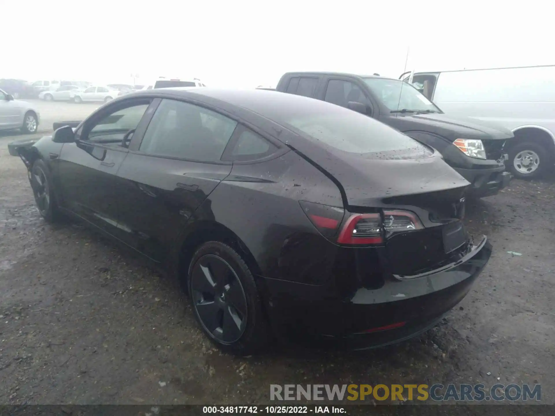 3 Photograph of a damaged car 5YJ3E1EB6NF261723 TESLA MODEL 3 2022