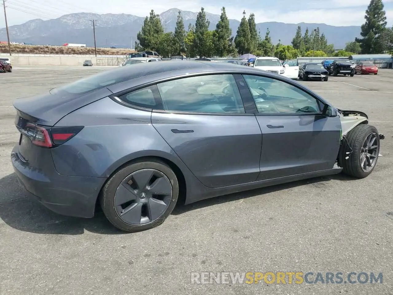 3 Photograph of a damaged car 5YJ3E1EB6NF264623 TESLA MODEL 3 2022