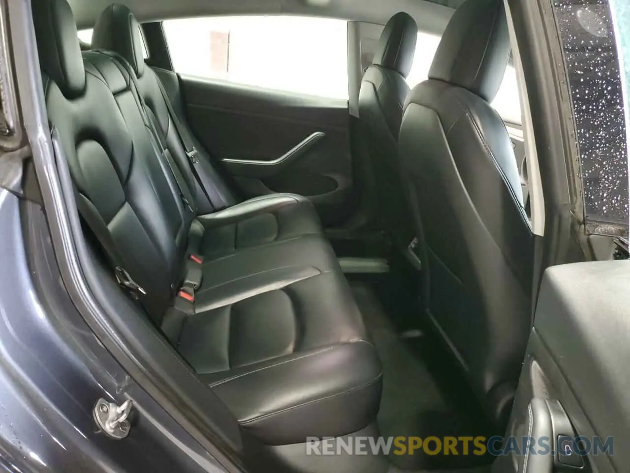 10 Photograph of a damaged car 5YJ3E1EB6NF289327 TESLA MODEL 3 2022