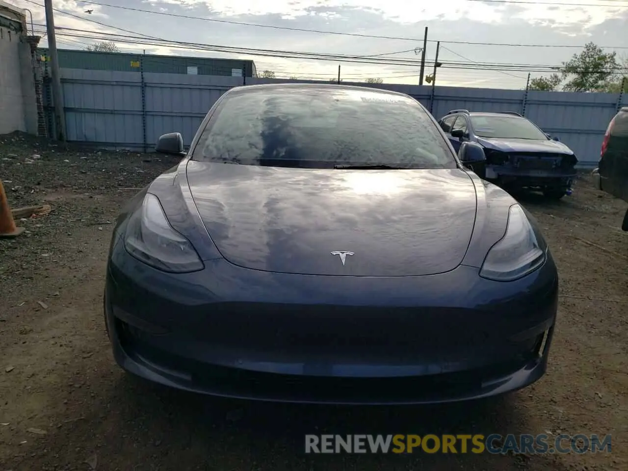 5 Photograph of a damaged car 5YJ3E1EB6NF290946 TESLA MODEL 3 2022