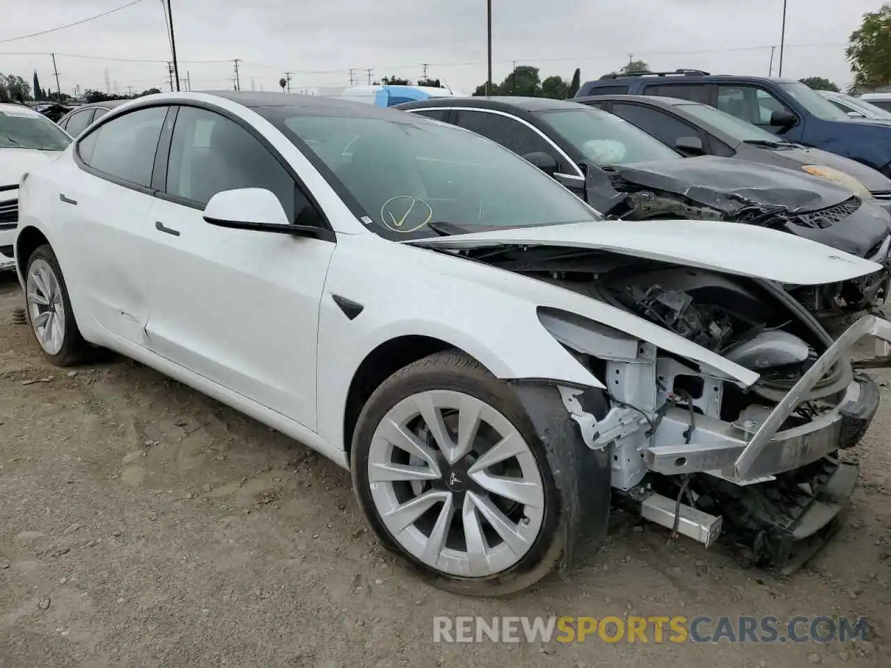 4 Photograph of a damaged car 5YJ3E1EB6NF300472 TESLA MODEL 3 2022