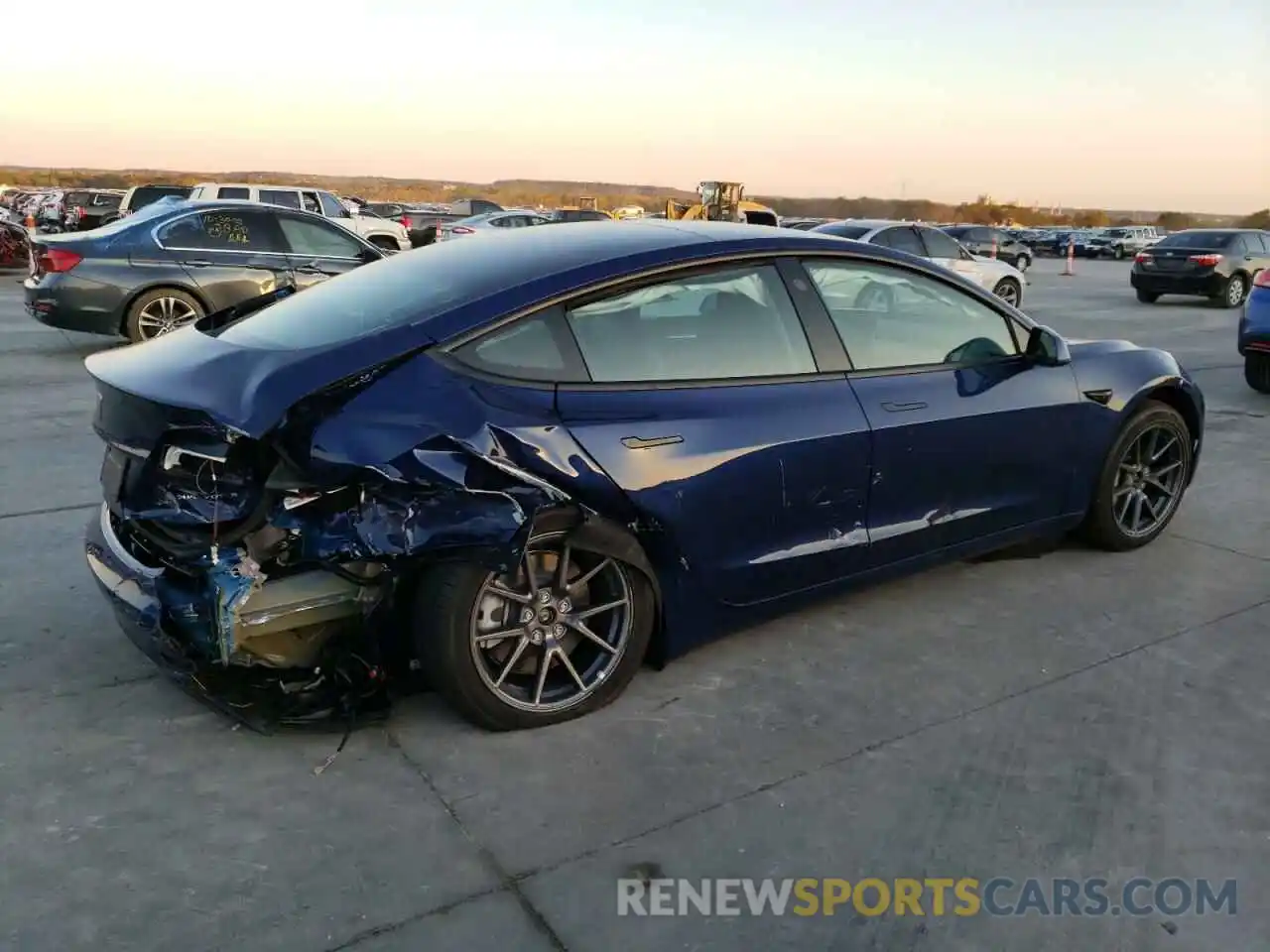 3 Photograph of a damaged car 5YJ3E1EB6NF305025 TESLA MODEL 3 2022