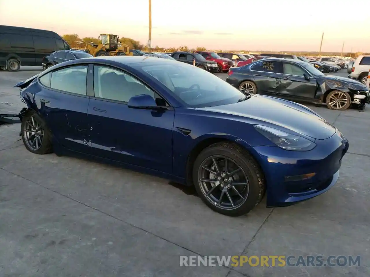 4 Photograph of a damaged car 5YJ3E1EB6NF305025 TESLA MODEL 3 2022