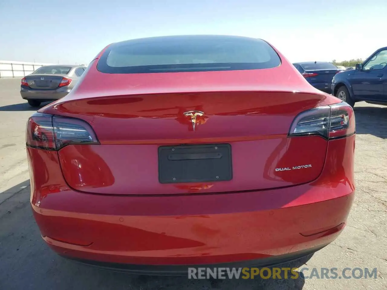 6 Photograph of a damaged car 5YJ3E1EB6NF323816 TESLA MODEL 3 2022