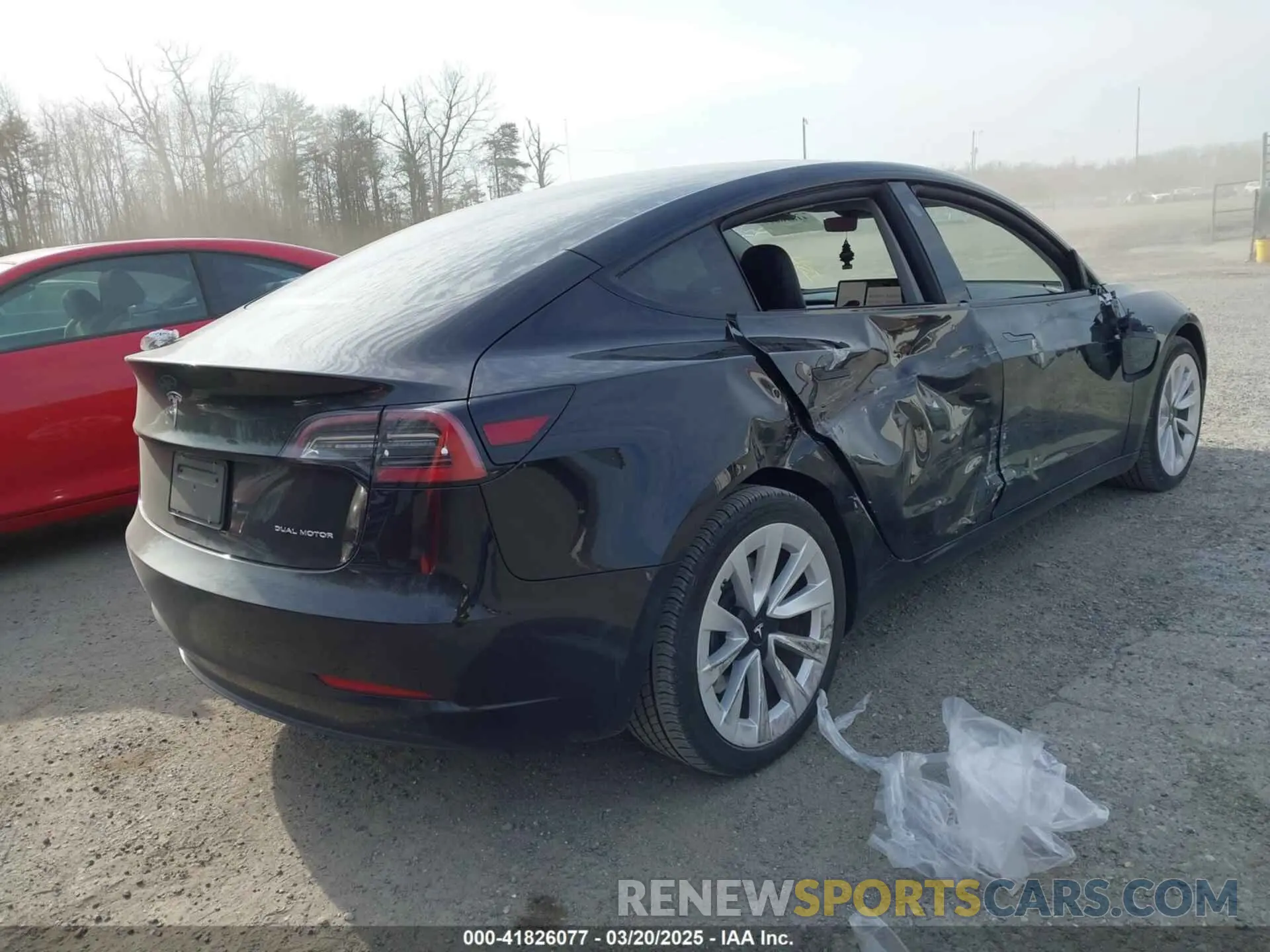 4 Photograph of a damaged car 5YJ3E1EB6NF343869 TESLA MODEL 3 2022