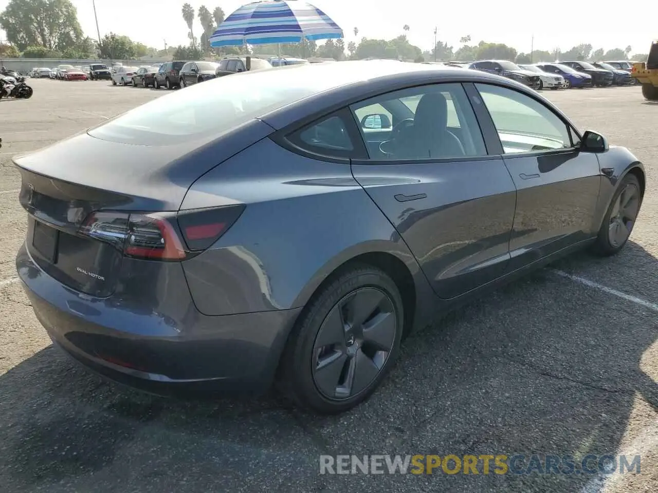 3 Photograph of a damaged car 5YJ3E1EB6NF348361 TESLA MODEL 3 2022