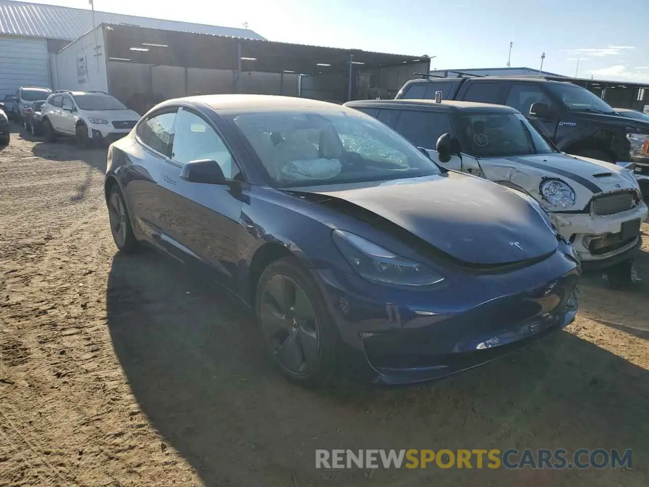4 Photograph of a damaged car 5YJ3E1EB6NF356119 TESLA MODEL 3 2022