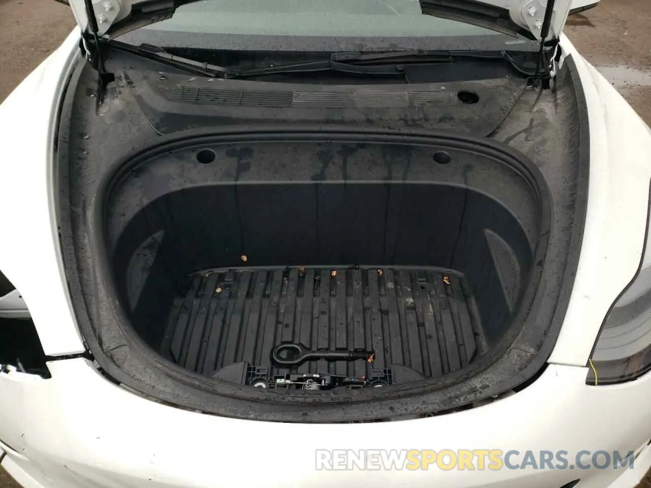 11 Photograph of a damaged car 5YJ3E1EB7NF108087 TESLA MODEL 3 2022