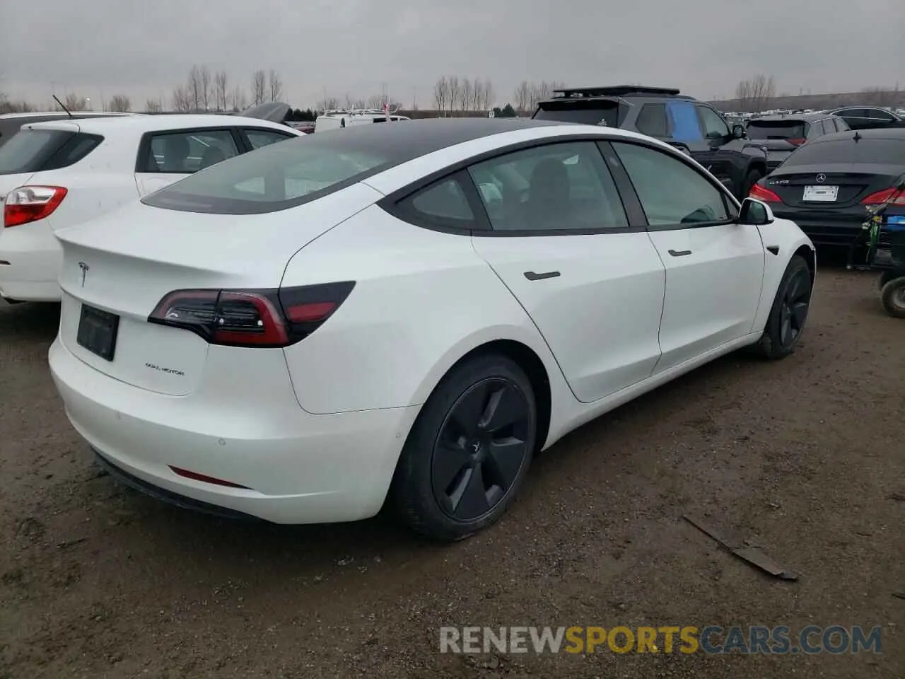 3 Photograph of a damaged car 5YJ3E1EB7NF108087 TESLA MODEL 3 2022