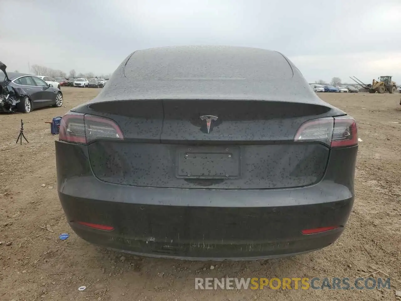 6 Photograph of a damaged car 5YJ3E1EB7NF110261 TESLA MODEL 3 2022