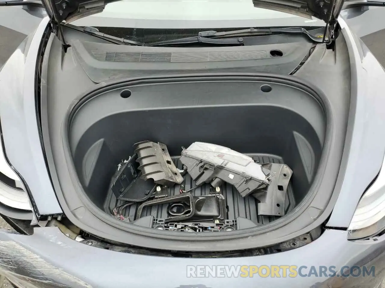 13 Photograph of a damaged car 5YJ3E1EB7NF131613 TESLA MODEL 3 2022